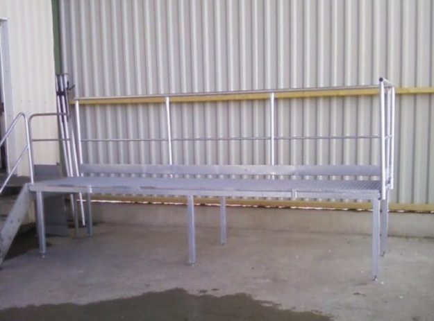 passerelle en inox pour couvoir