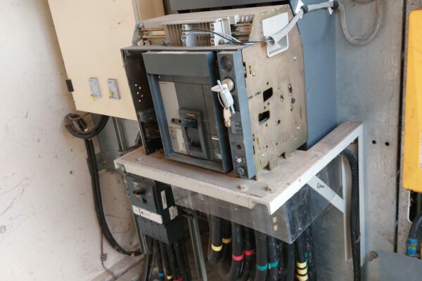 POSTE HAUTE TENSION 3